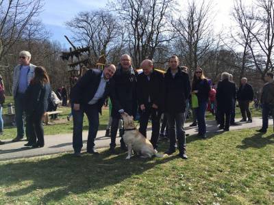 Frank Bewig, Gerhard Hanke, Kai Wegner und Patrick Wolf (v.l.) bei der Ostereiersuche